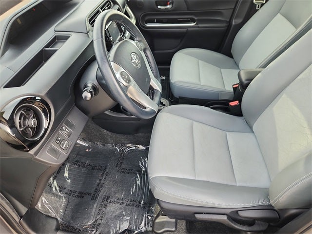 2015 Toyota Prius c Four