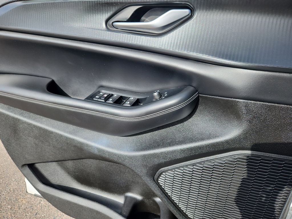 2023 Jeep Grand Cherokee L Laredo 4x4