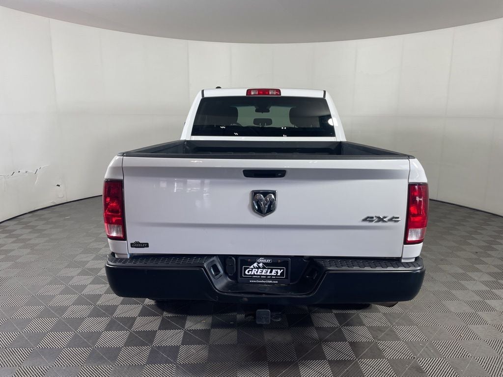 2017 RAM 1500 Tradesman Crew Cab 4x4 6'4' Box