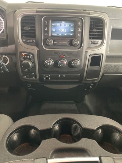 2017 RAM 1500 Tradesman Crew Cab 4x4 6'4' Box