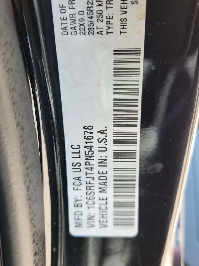 2023 RAM 1500 Laramie Crew Cab 4x4 5'7' Box