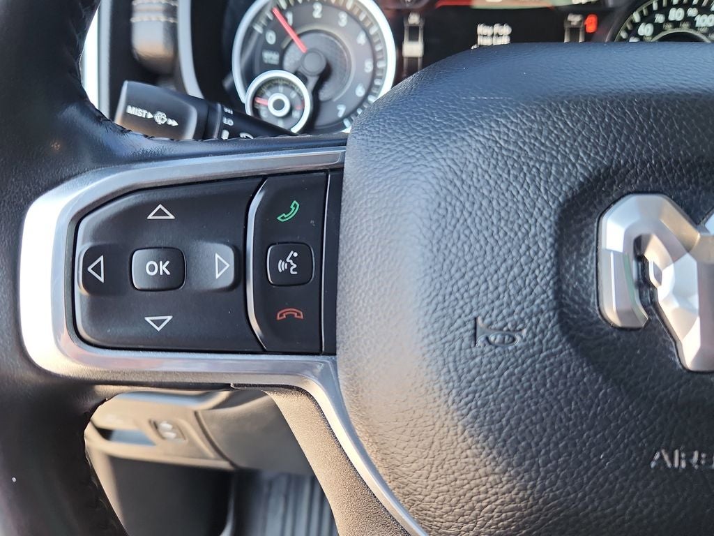 2023 RAM 1500 Laramie Crew Cab 4x4 5'7' Box