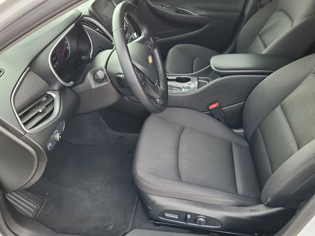 2024 Chevrolet Malibu FWD RS