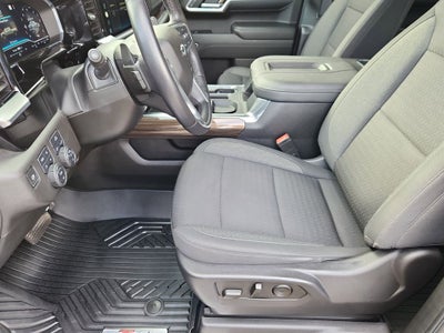 2022 Chevrolet Silverado 1500 4WD Crew Cab Short Bed RST