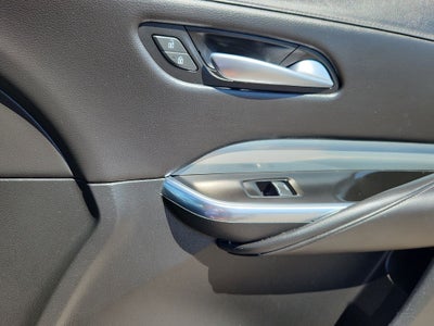 2022 Cadillac XT4 FWD Premium Luxury