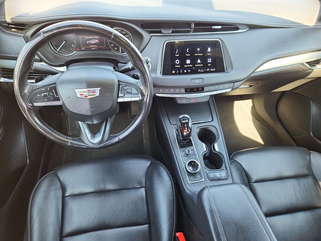 2022 Cadillac XT4 FWD Premium Luxury
