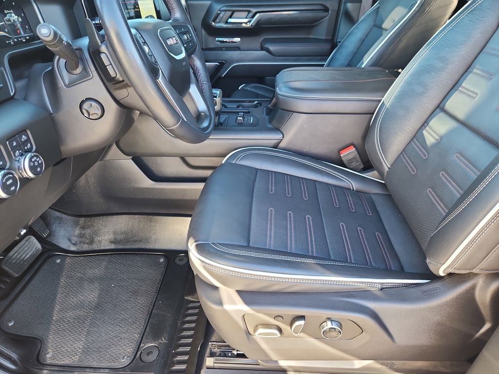 2024 GMC Sierra 1500 4WD Crew Cab Short Box AT4X