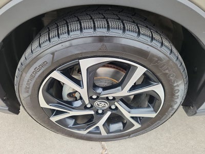 2021 Toyota C-HR XLE