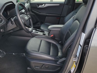 2025 Ford Escape Platinum