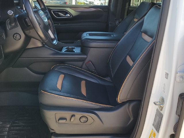 2022 GMC Yukon XL AT4