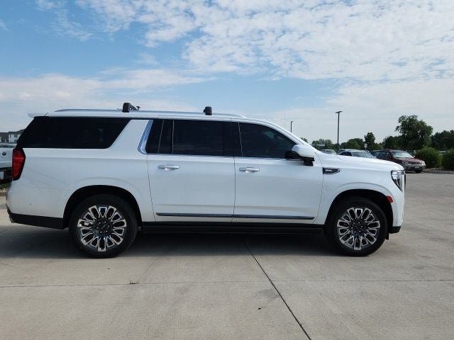 2023 GMC Yukon XL Denali Ultimate