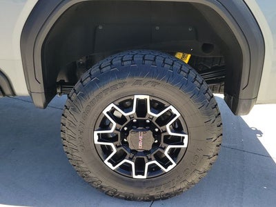2025 GMC Sierra 2500HD AT4X
