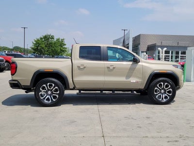 2024 GMC Canyon AT4