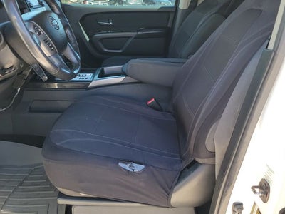 2015 Nissan Titan SV