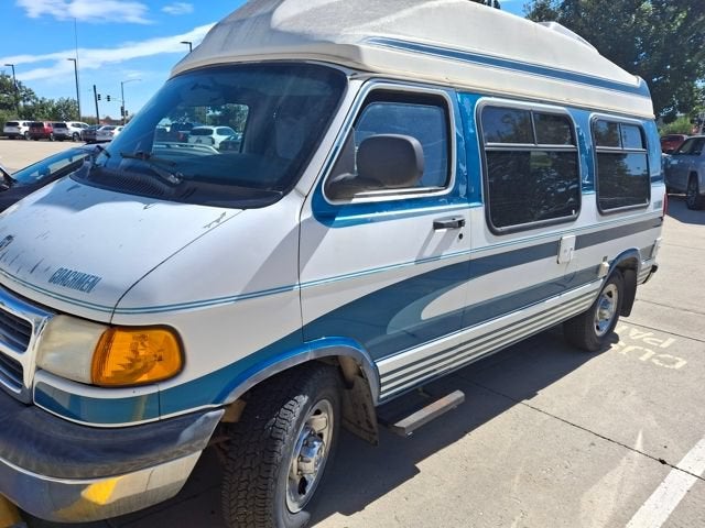 1999 Dodge Ram Van Base