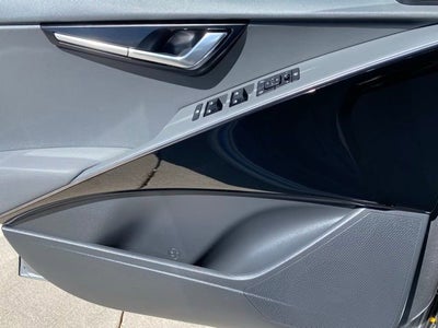 2024 Kia Niro EX Touring