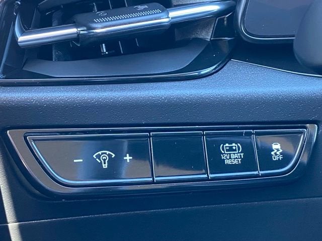 2024 Kia Niro EX Touring