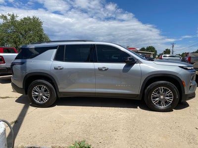 2025 Chevrolet Traverse LT 2LT