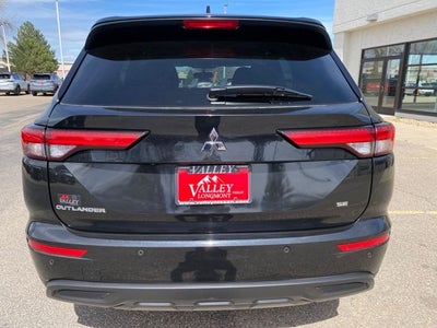 2024 Mitsubishi Outlander SE