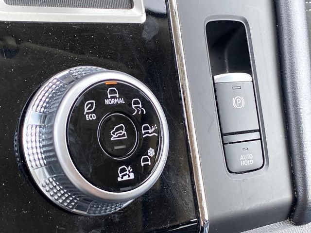 2024 Mitsubishi Outlander SE Black Edition