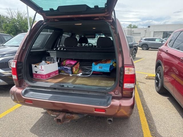 2003 Nissan Pathfinder LE
