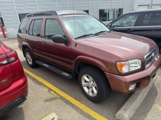 2003 Nissan Pathfinder LE
