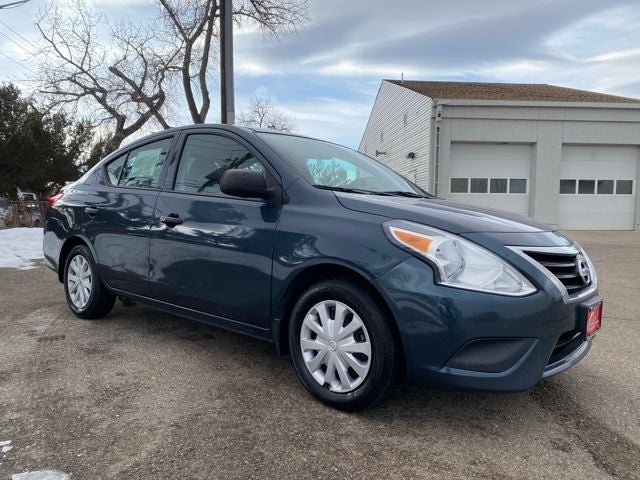 2015 Nissan Versa 1.6 S Plus
