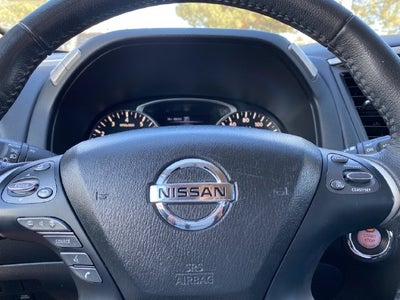 2018 Nissan Pathfinder SV