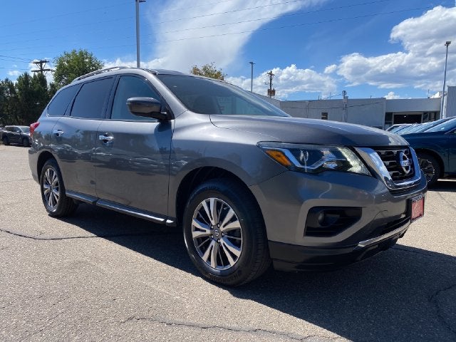 2018 Nissan Pathfinder SV