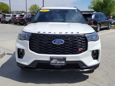 2025 Ford Explorer ST