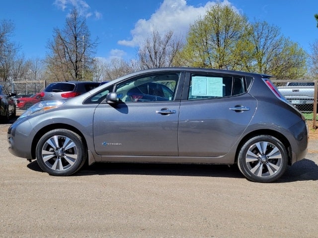 Used 2017 Nissan LEAF SV with VIN 1N4BZ0CP6HC300312 for sale in Longmont, CO