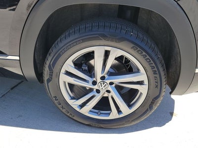 2024 Volkswagen Atlas Cross Sport 2.0T SEL R-Line
