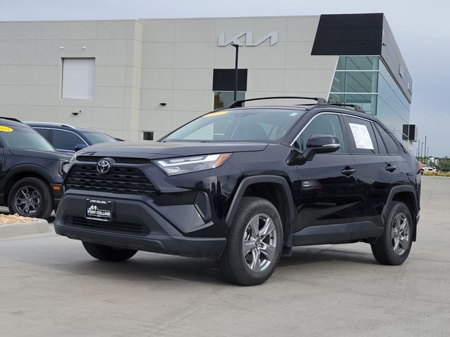 2022 Toyota RAV4 XLE