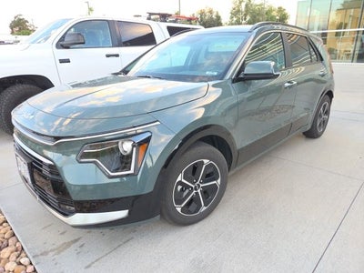2025 Kia Niro SX