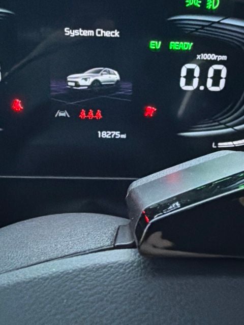 2025 Kia Niro SX
