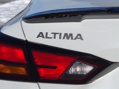 2025 Nissan Altima 2.5 SR