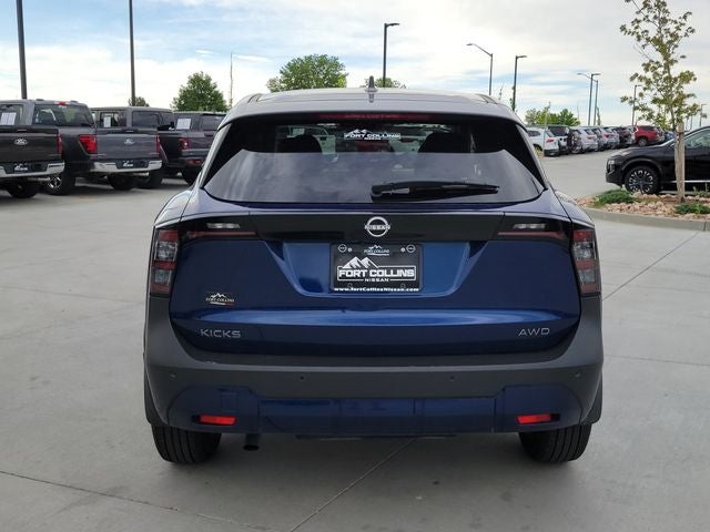 2025 Nissan Kicks SV