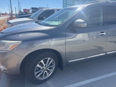2015 Nissan Pathfinder SL