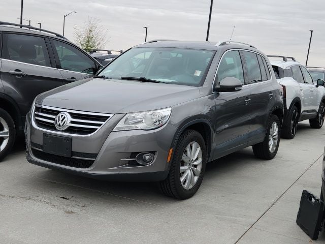2011 Volkswagen Tiguan SE