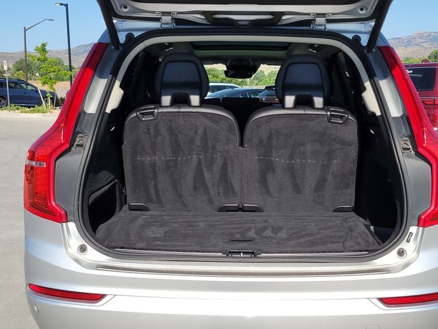 2017 Volvo XC90 T6 Momentum